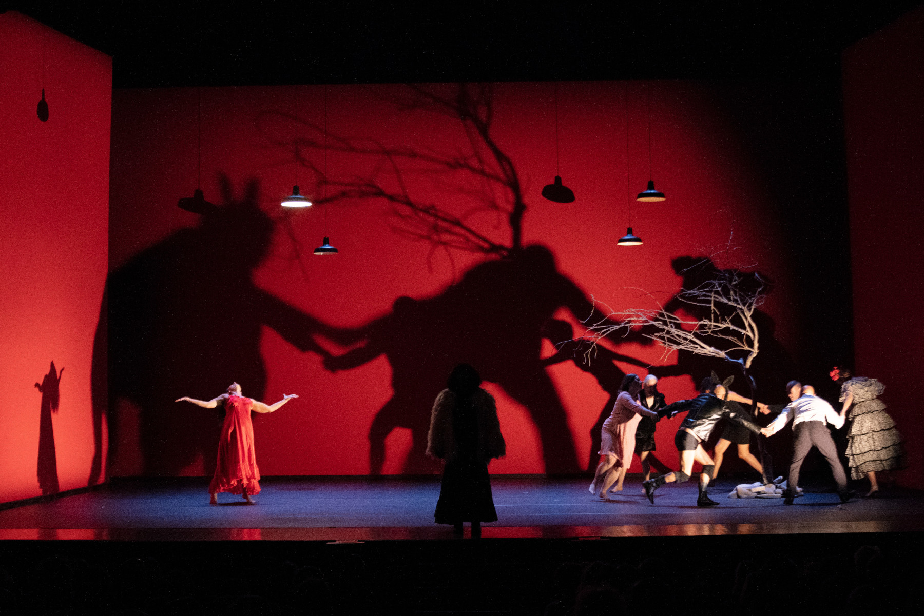 LAS COMPAÑÍAS FINZI PASCA Y PIPPO DELBONO, KITI MÁNVER, MIGUEL RELLÁN, T DE TEATRE, LAS NIÑAS DE CÁDIZ, CARLOS SAURA, EL BRUJO, CARMELO GÓMEZ, ATALAYA Y EL CDN CELEBRAN EL 40 CUMPLEAÑOS DEL FESTIVAL DE TEATRO DE MÁLAGA 

 (Abre en ventana nueva)