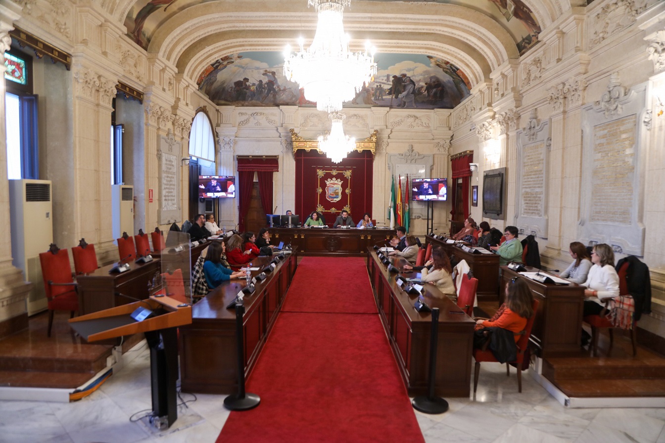 ESTA TARDE SE CELEBRA EL CONSEJO SECTORIAL LGTBI  (Abre en ventana nueva)