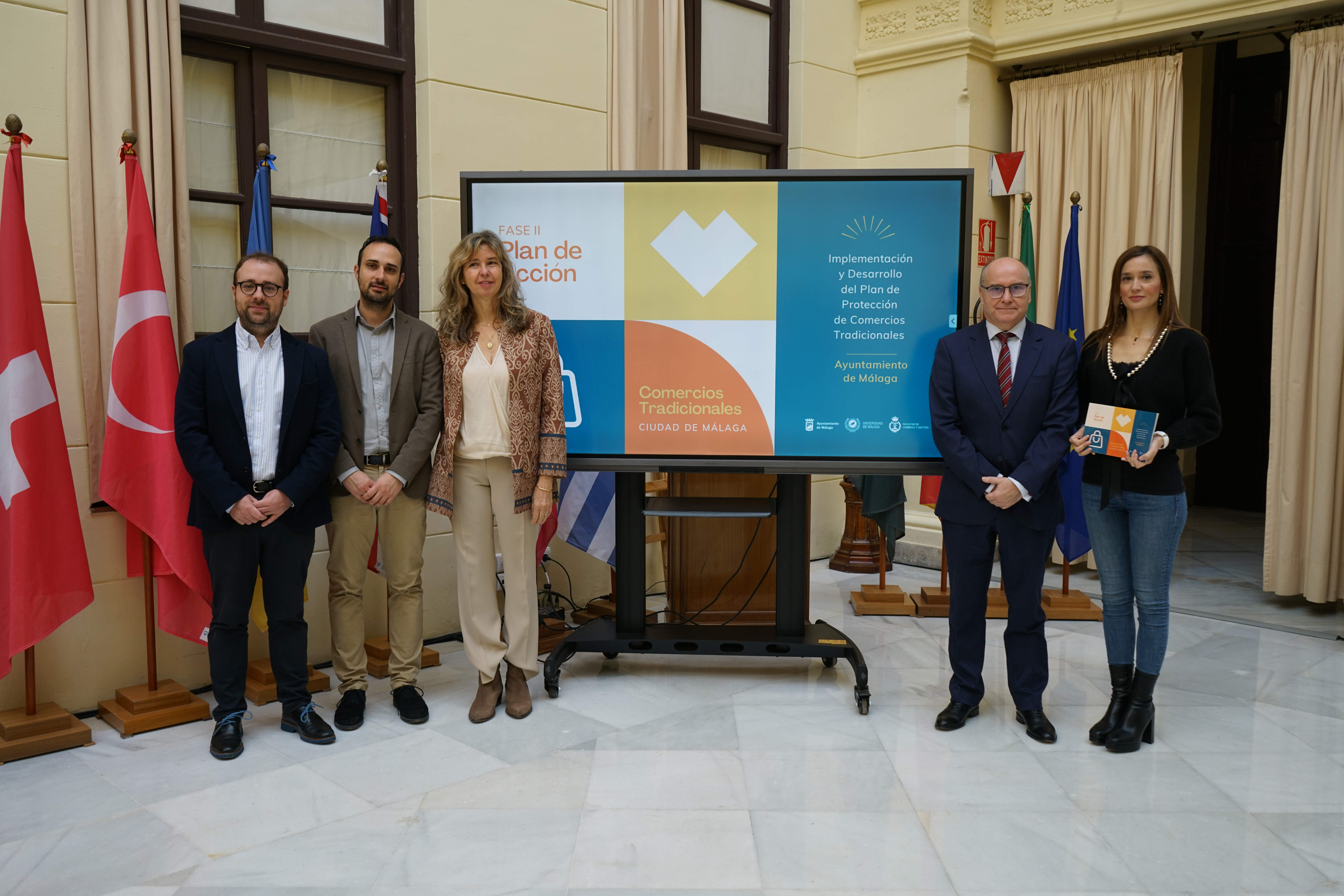 EL AYUNTAMIENTO PRESENTA LA II FASE DEL ESTUDIO PARA EL PLAN DE PROTECCIÓN AL COMERCIO TRADICIONAL