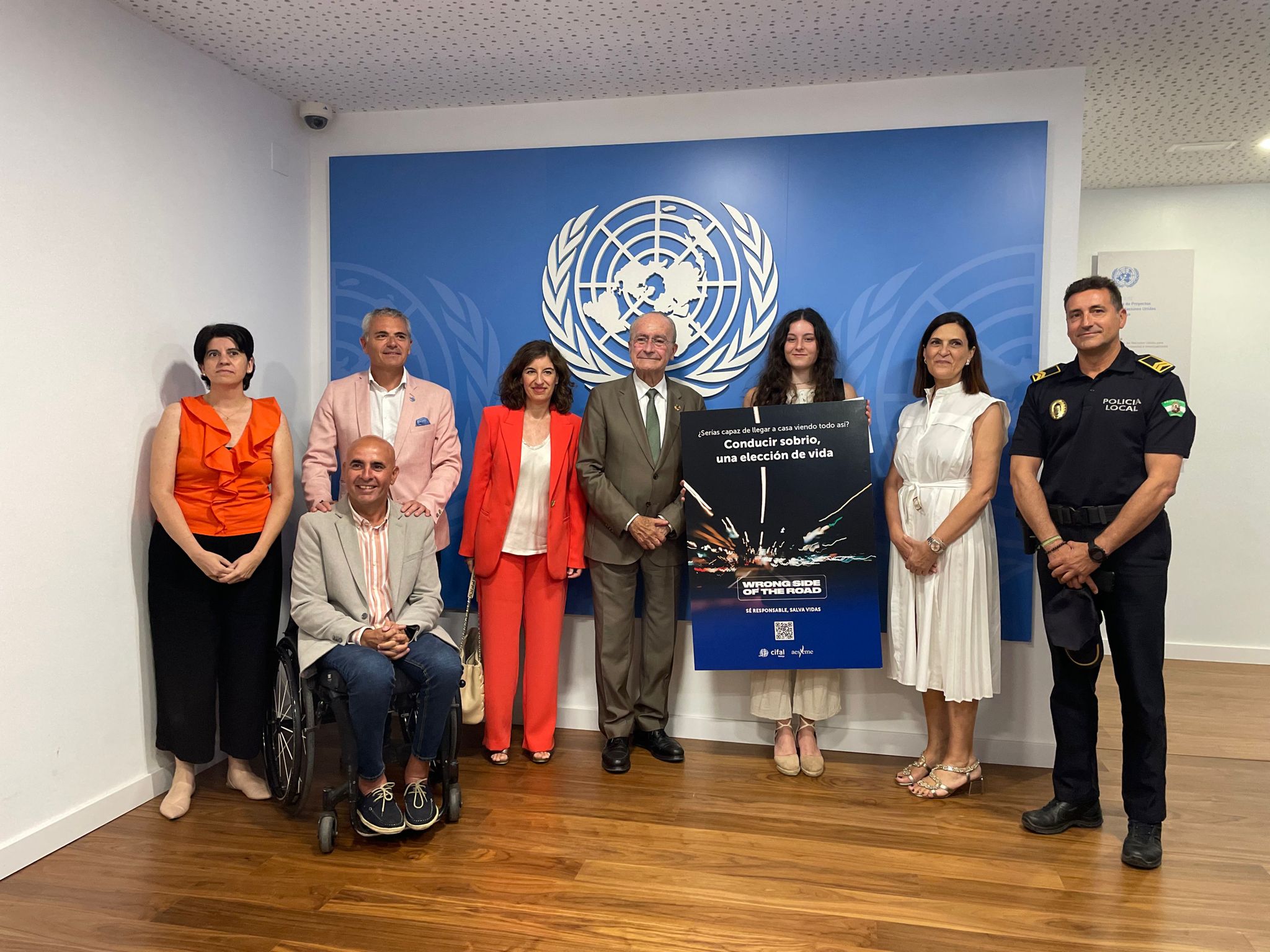  ENTREGA DEL PREMIO DEL CONCURSO DE CARTELES DE LA CAMPAÑA "WRONG SIDE OF THE ROAD" (Abre en ventana nueva)
