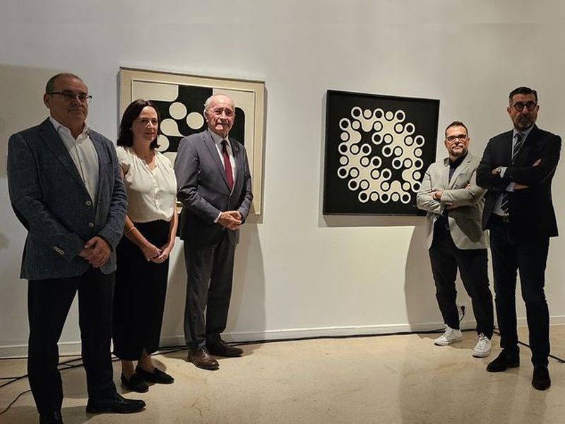 MÁLAGA RINDE HOMENAJE AL LEGADO ARTÍSTICO DE EVELYN BOTELLA CON LA EXPOSICIÓN 