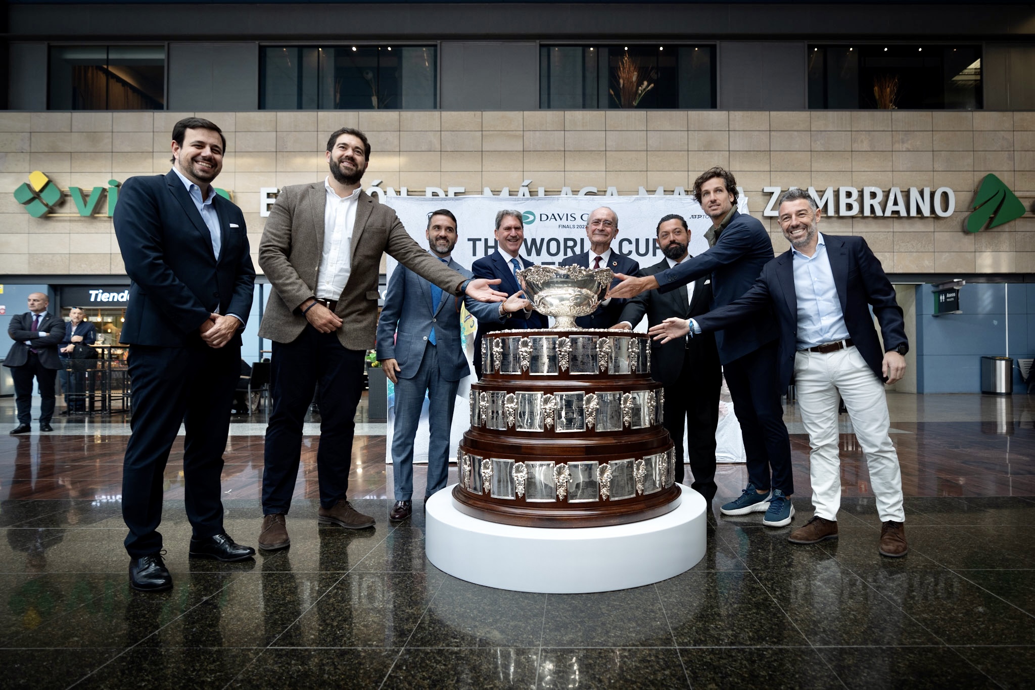 RECIBIMIENTO DE LA CIUDAD AL TROFEO DE LA COPA DAVIS