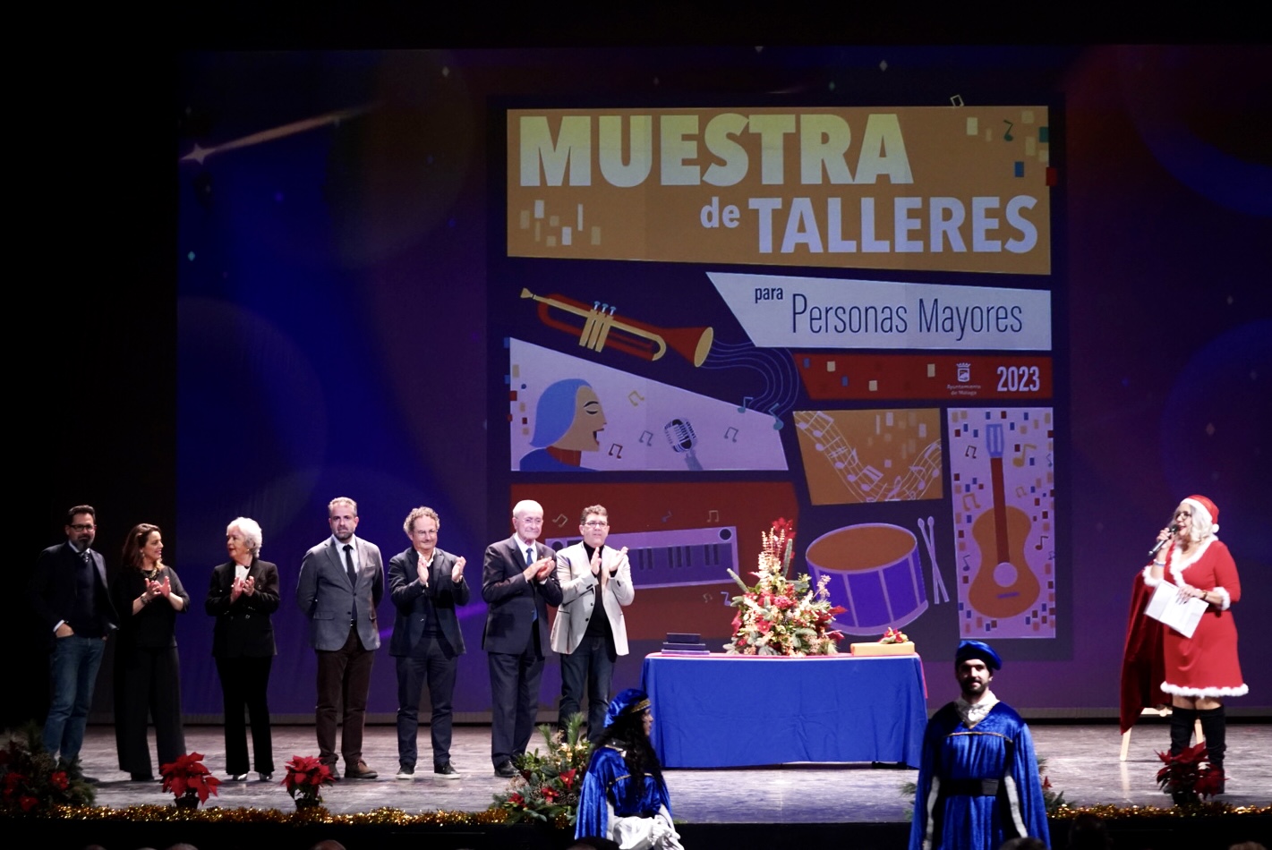 MÁS DE 2. ...