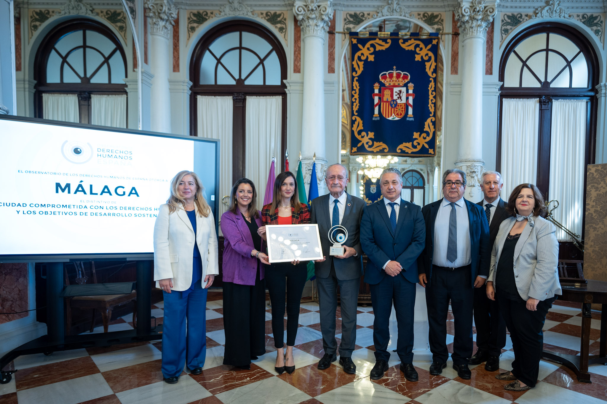 LA CIUDAD DE MÁLAGA RECIBE EL DISTINTIVO DE CIUDAD COMPROMETIDA CON LOS DDHH Y LOS ODS