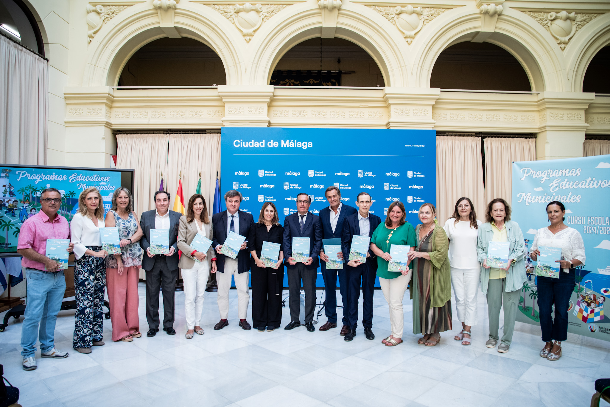 El Ayuntamiento oferta a los centros docentes una nueva batería de programas educativos con 138 actividades y talleres para el curso 2024/2025  (Abre en ventana nueva)