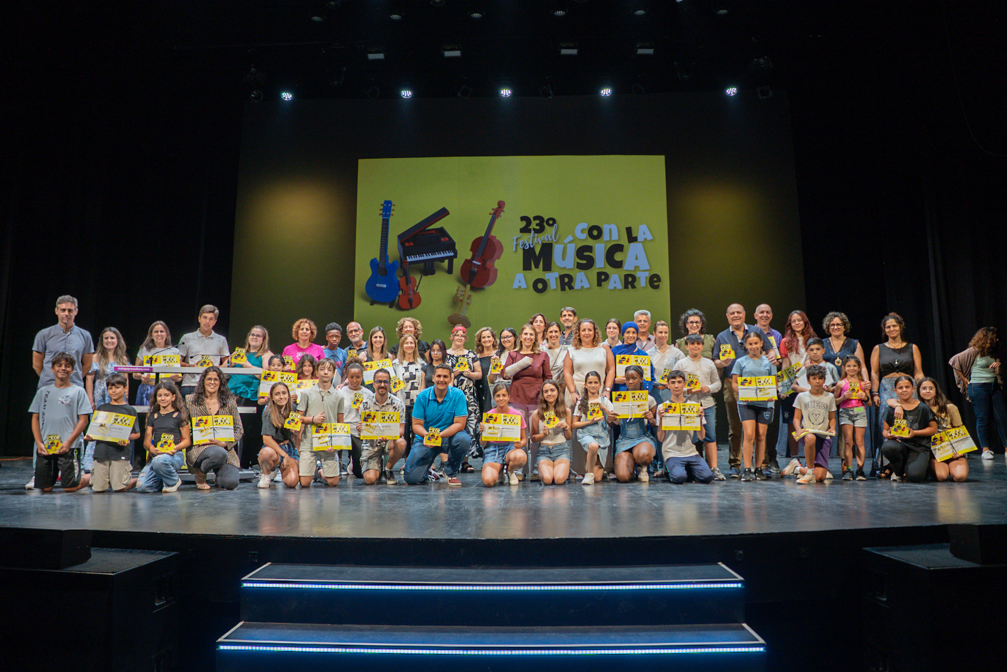El Teatro Cervantes acoge la clausura del 23º Festival ‘Con la Música a otra parte’ que ha contado con la participación de casi 900 escolares (Abre en ventana nueva)