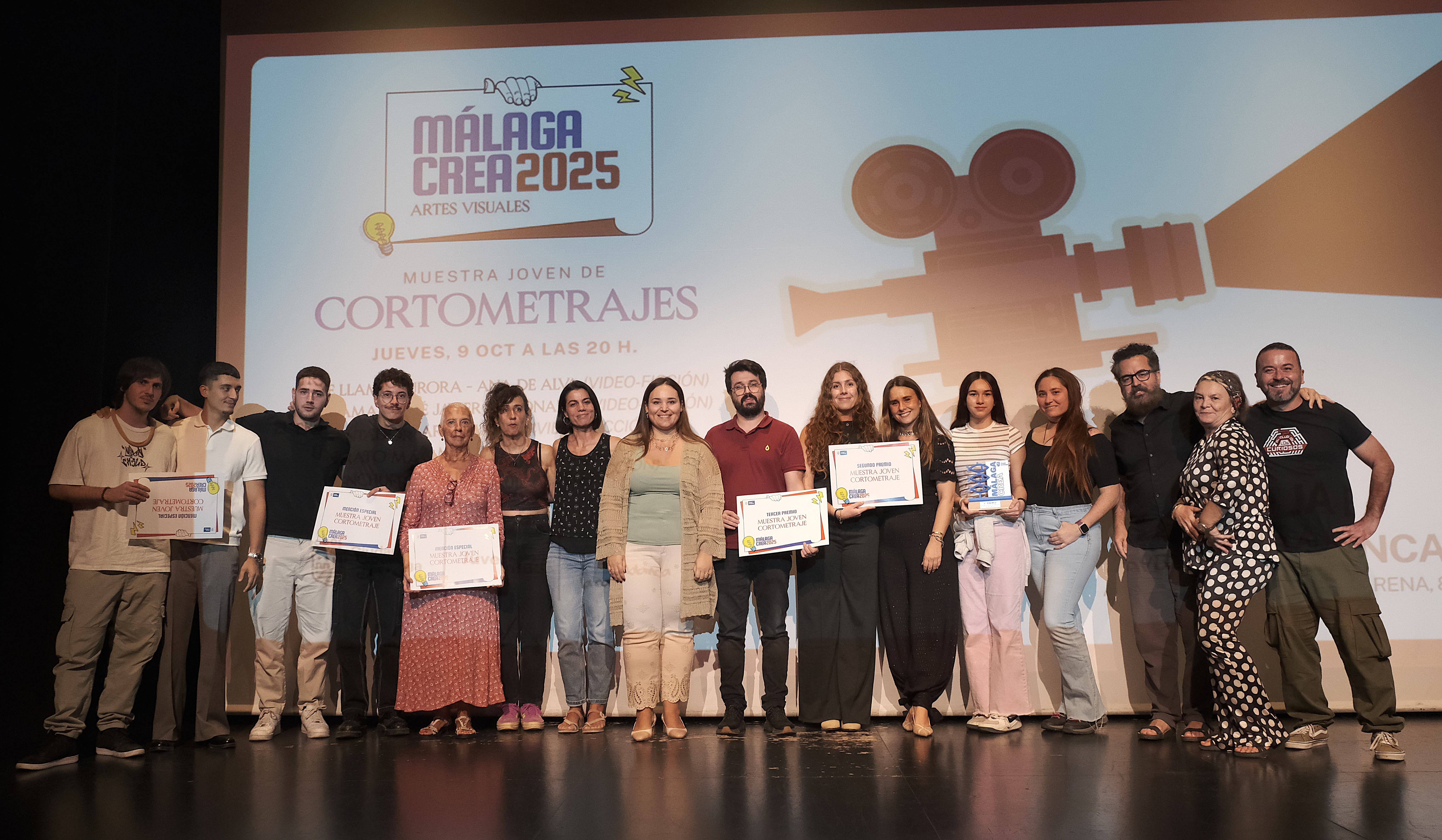 Alicia Ruiz se alza con el primer premio de la Muestra Joven de Cortometrajes ‘MálagaCrea’ 2025 por su obra "¿Enchufes?" (Abre en ventana nueva)