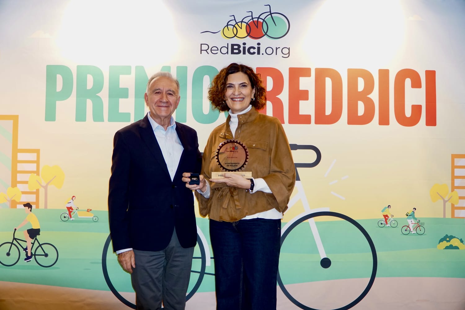 El Ayuntamiento ha sido reconocido en los premios que otorga la Red de Ciudades por la bicicleta