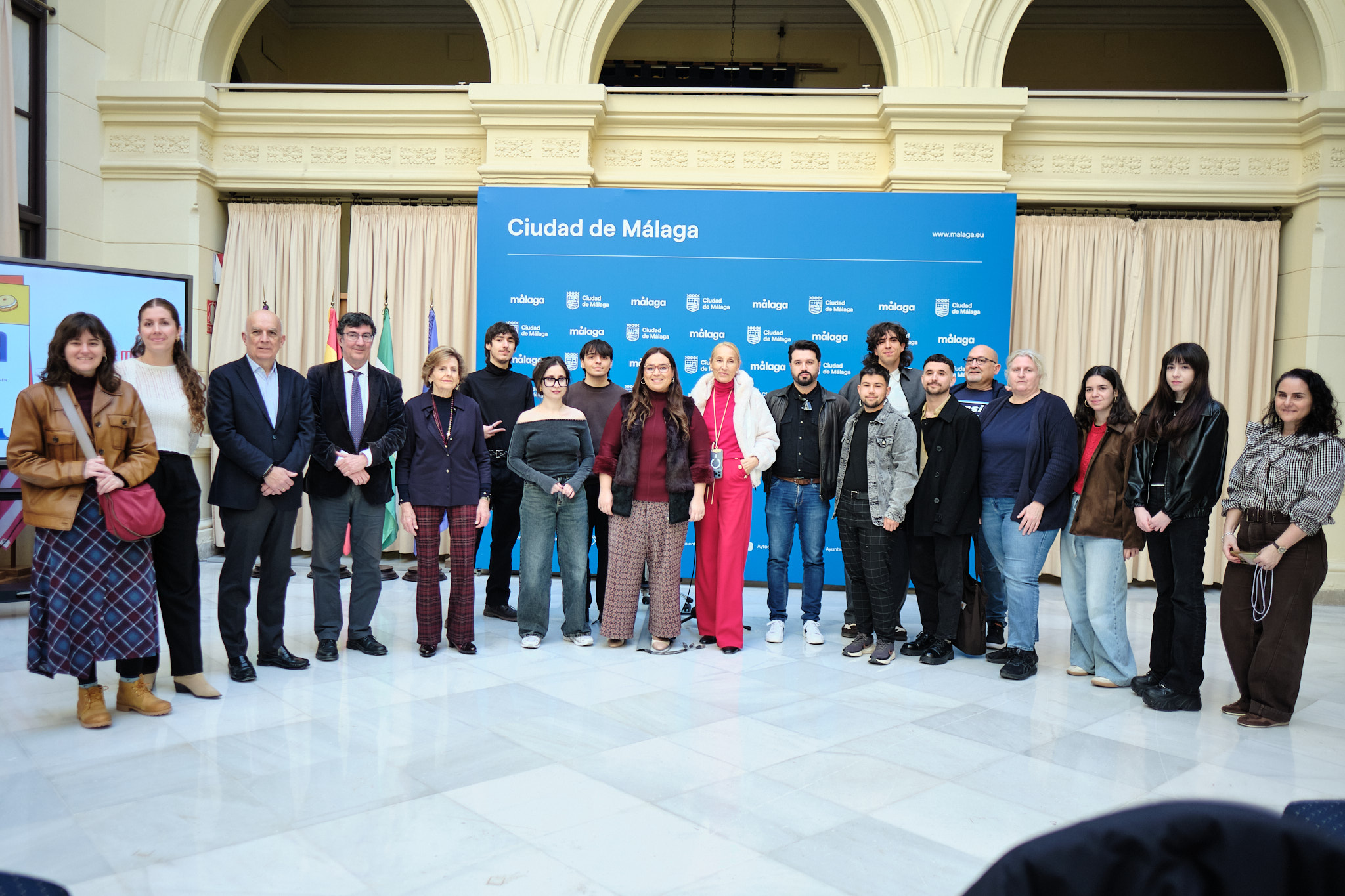 El Ayuntamiento convoca una nueva edición de las muestras culturales ‘MálagaCrea’ que aumenta el
importe de los premios hasta los 44.600 euros