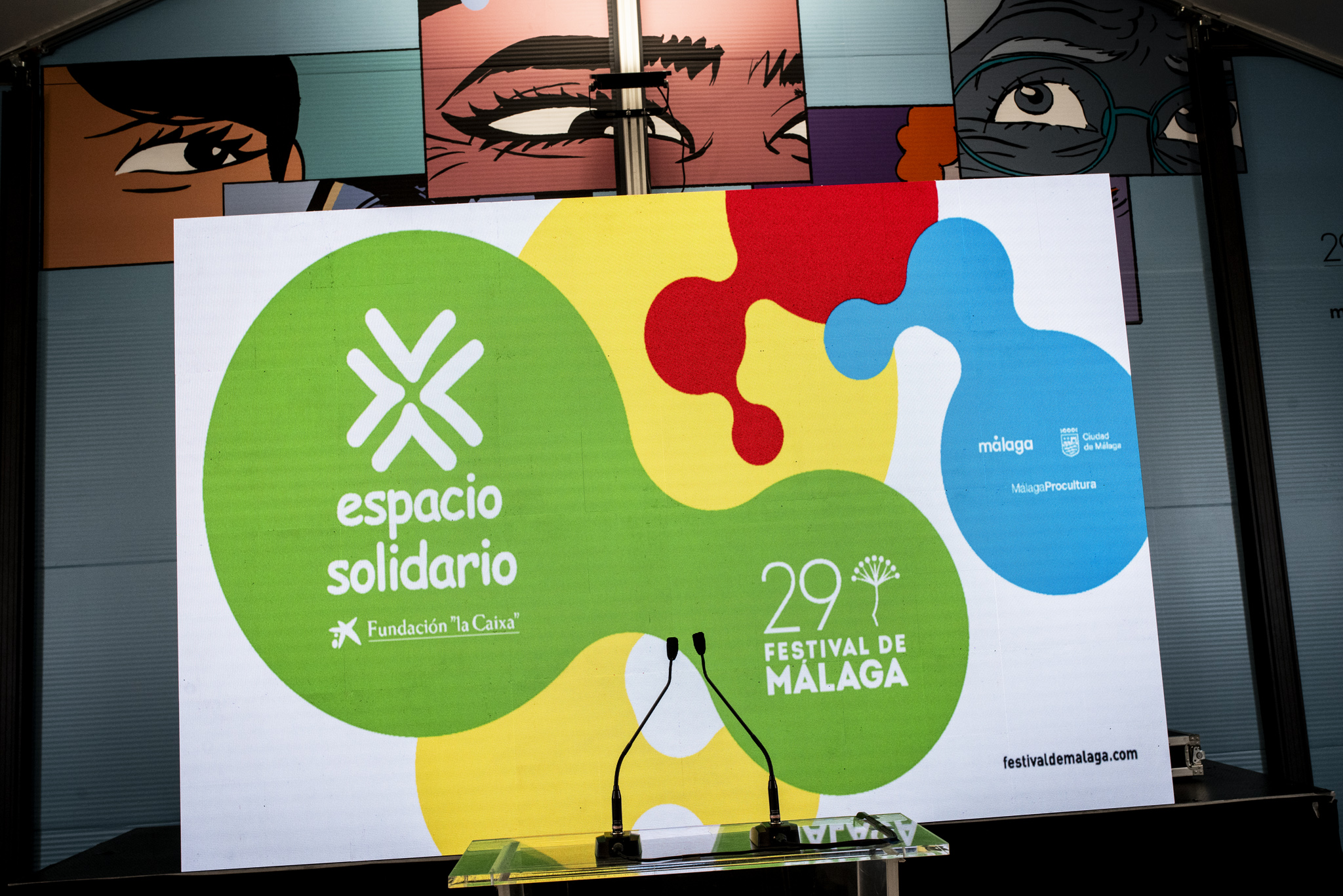 El Festival de Málaga inaugura la octava edición del Espacio Solidario en la plaza de la Merced