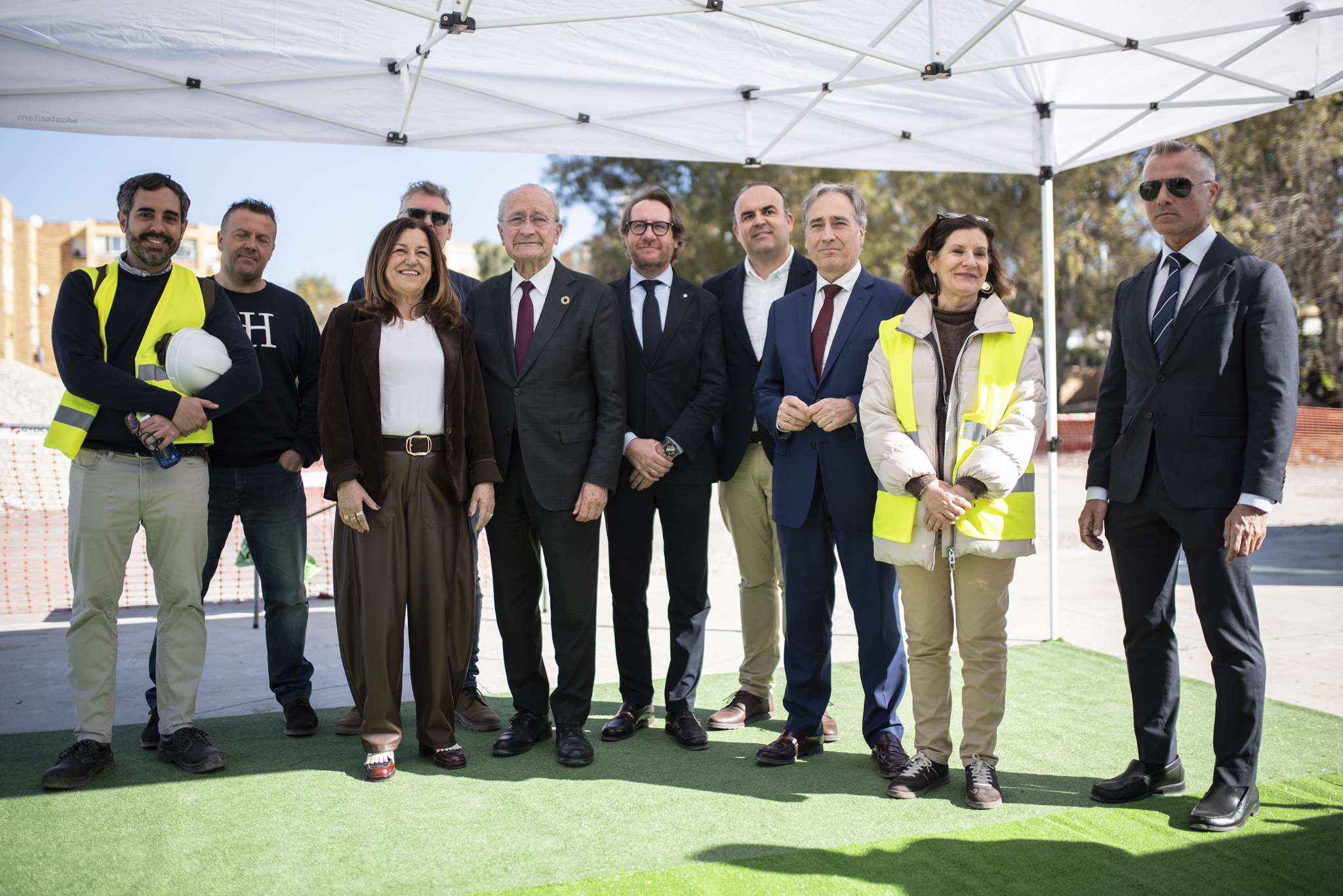 Primera piedra del colegio Intelhorce