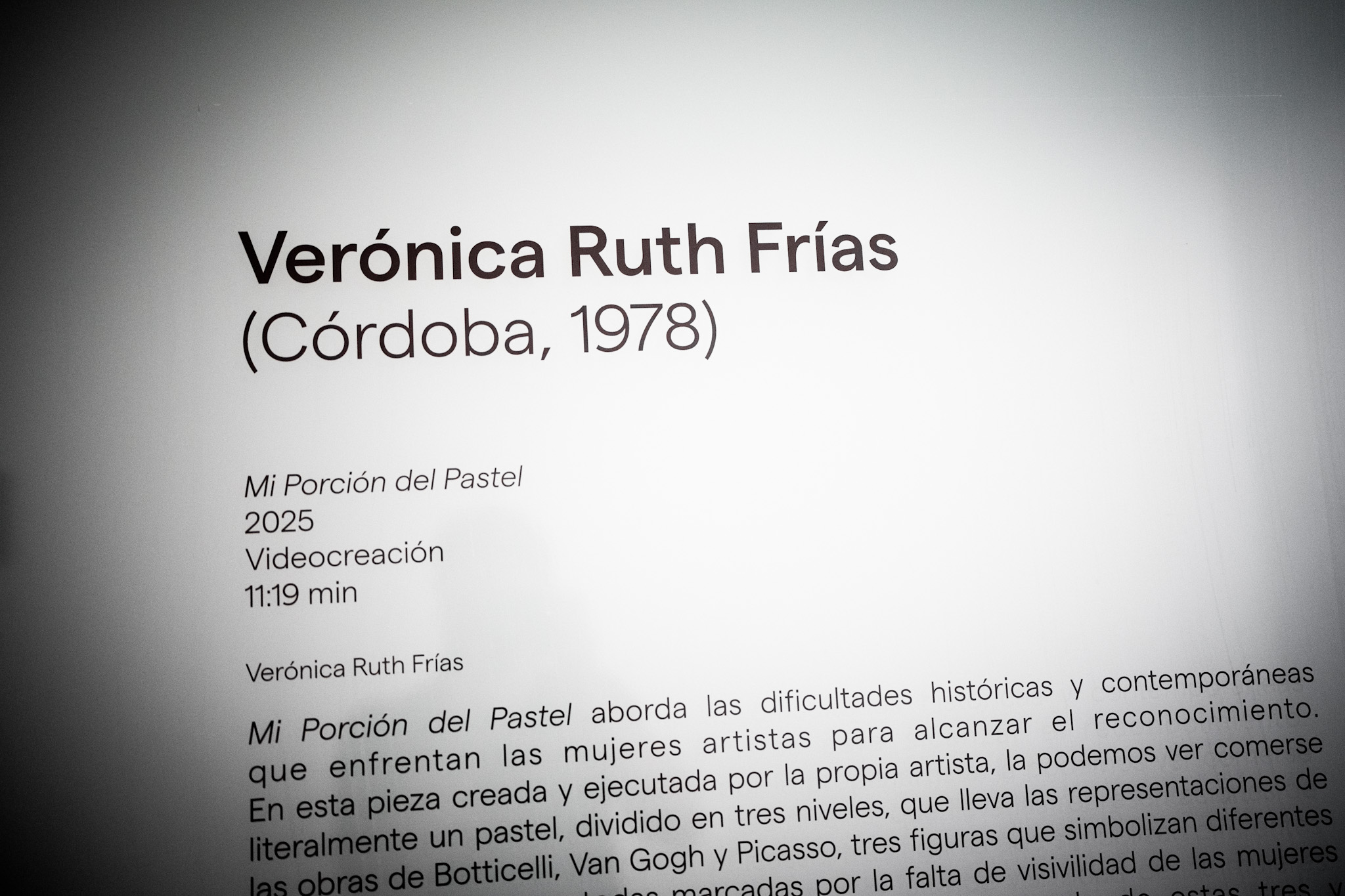 MUCAC La Coracha presenta la videocreación ‘Mi porción del pastel’ de Verónica Ruth Frías