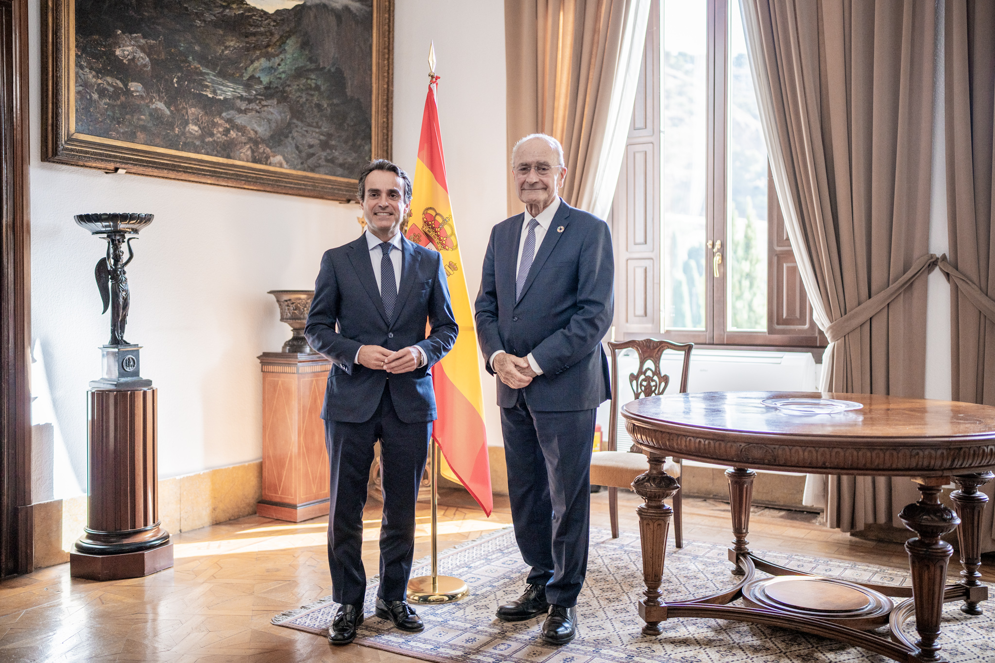 El Ayuntamiento de Málaga y la Consejería de Fomento y Movilidad acuerdan constituir una ...