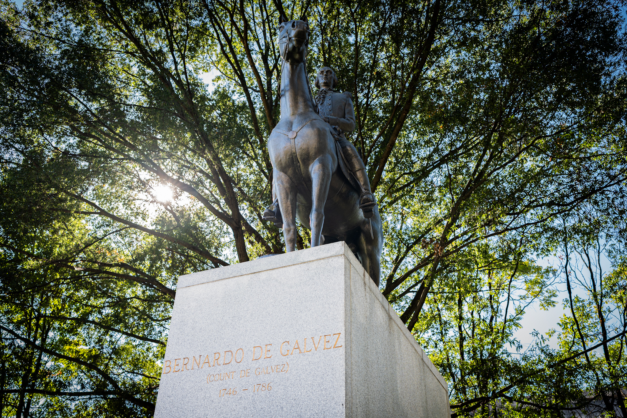 Homenaje a Bernardo de Gálvez en Washington y reunión en el Banco Mundial